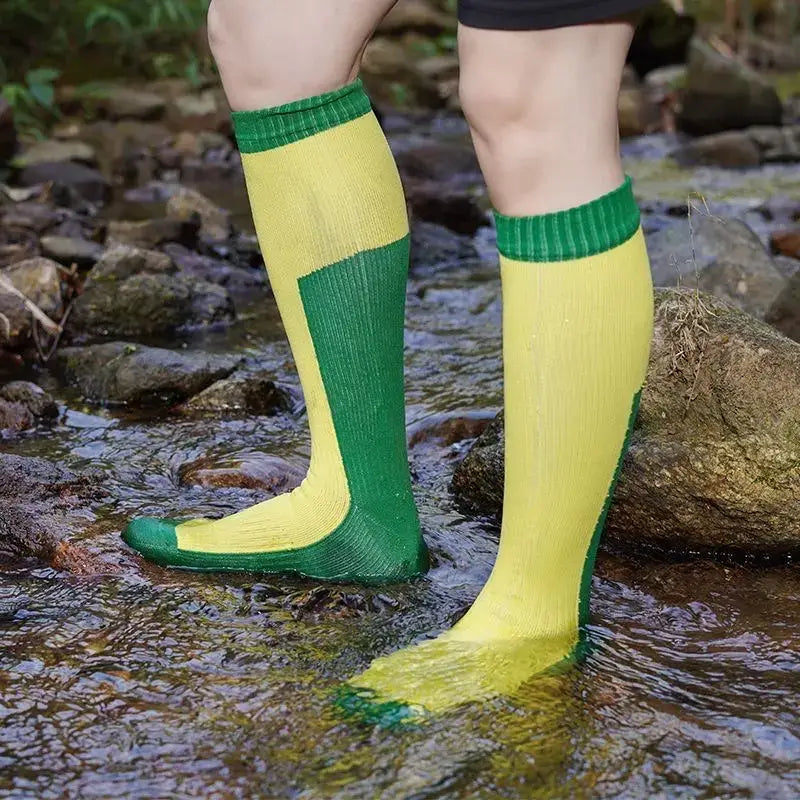Knee_High_Waterproof_Socks.